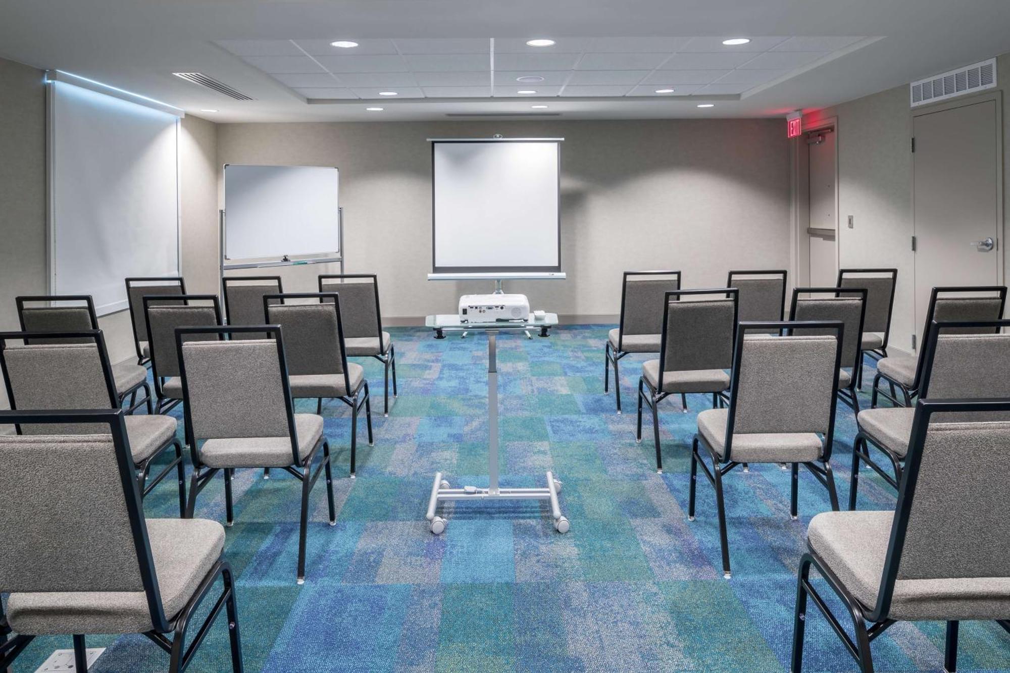 Home2 Suites By Hilton Fort Worth Cultural District Εξωτερικό φωτογραφία